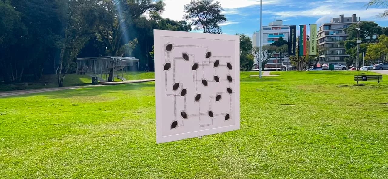 Obra em realidade aumentada vista pela câmera do celular na Bienal de Curitiba.